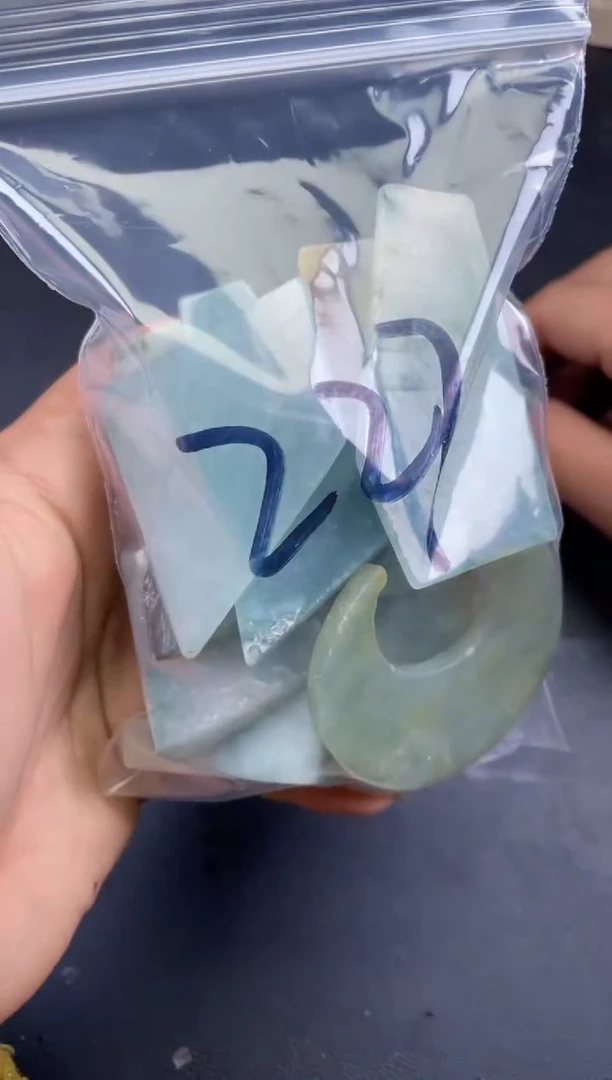 【闪购商品】翡翠颈饰未镶嵌天然翡翠大号227