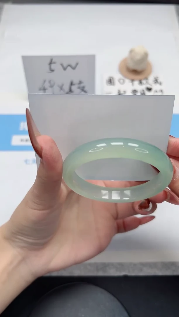 【闪购商品】玛瑙/玉髓手镯未镶嵌274/56.8晴水