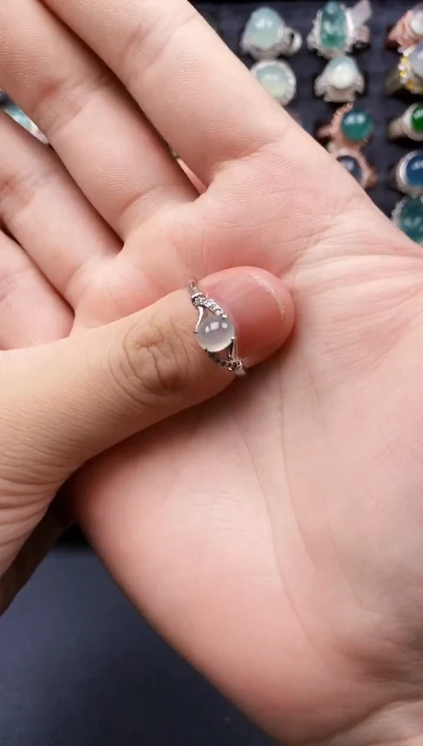 翡翠戒指银S925镶嵌天然翡翠