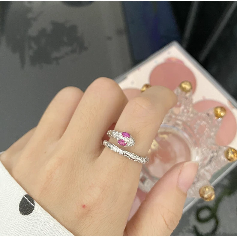 钛钢锆石戒指 烨烽饰品蛇年戒指轻奢时尚指环满钻彩色简约气质