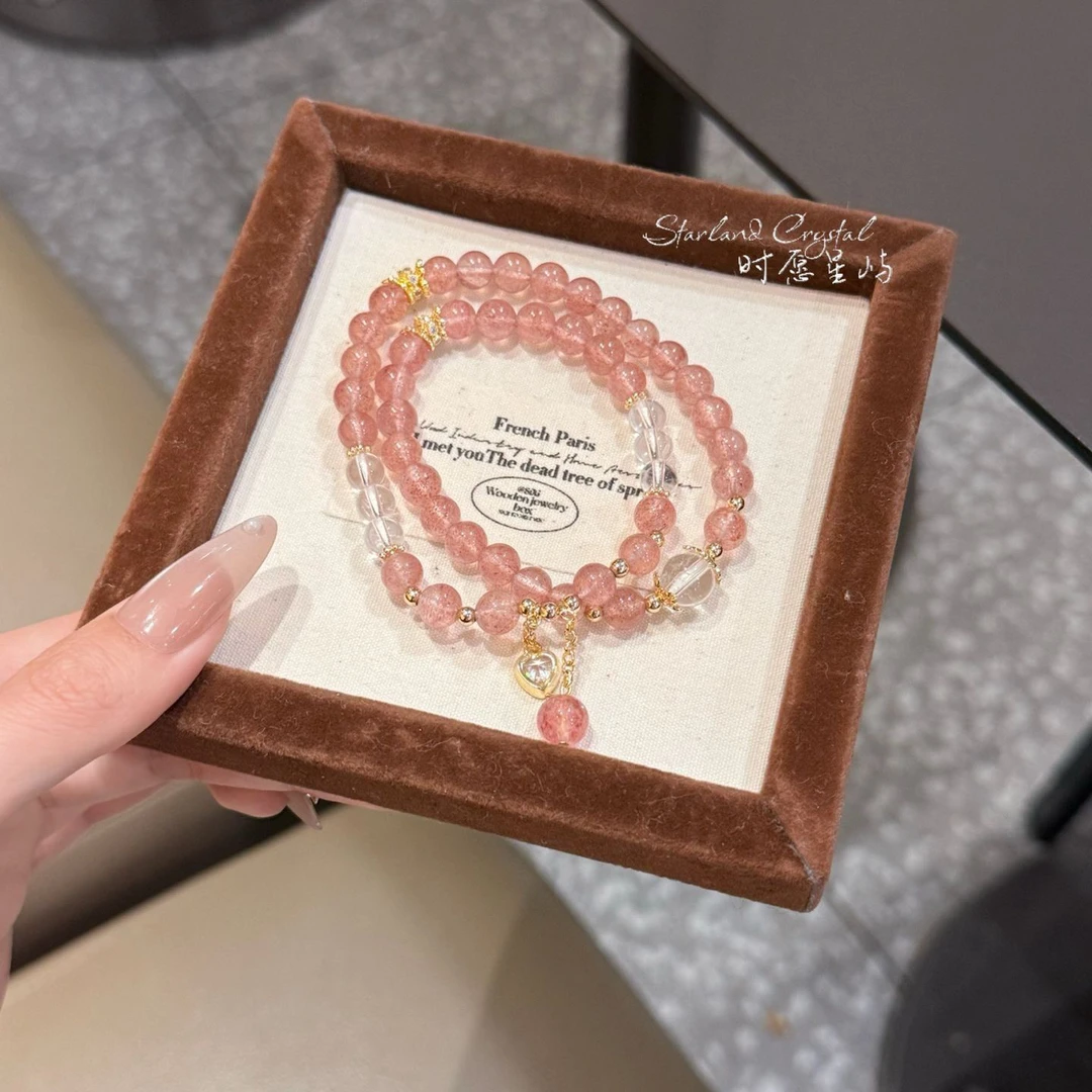 「蜜恋甜桃」 草莓晶双圈设计搭配着心形的挂坠