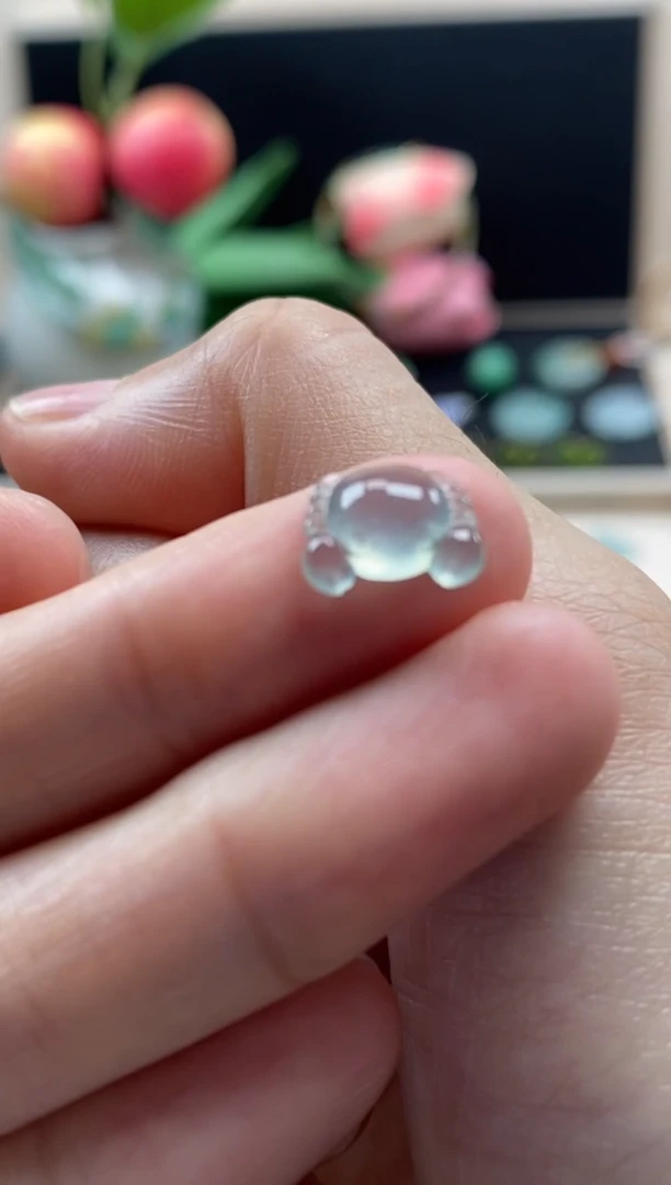 翡翠未镶嵌颈饰翡翠冰种裸石