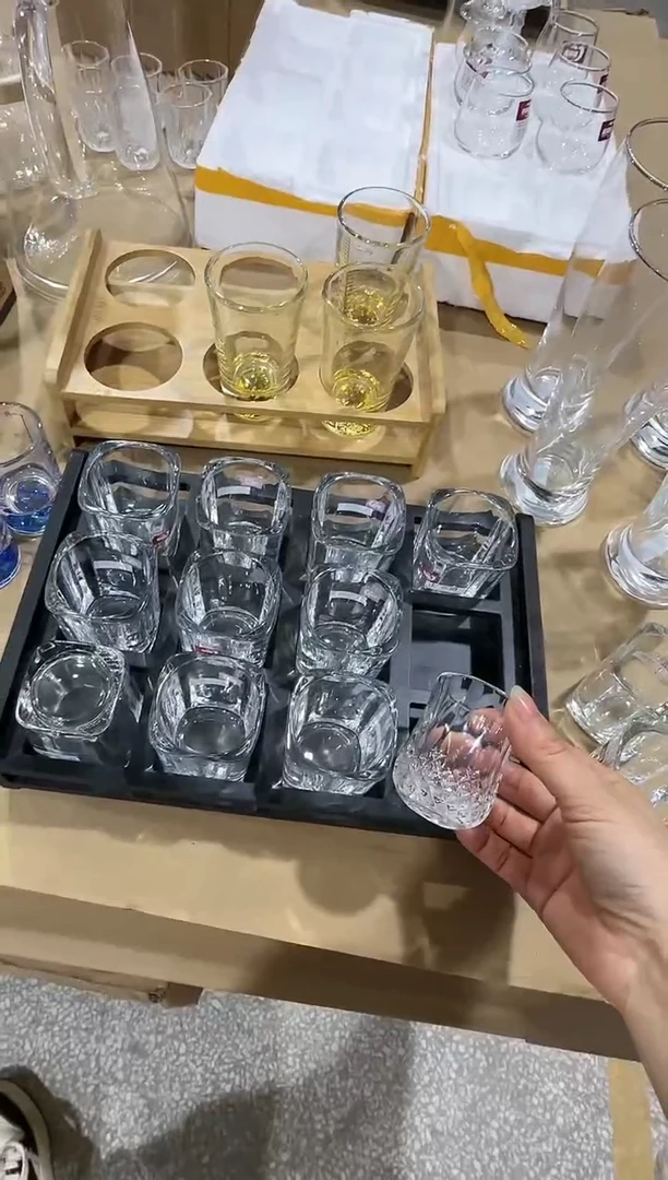 【闪购商品】玻璃无盖款直播专属钻石一两12只加杯架