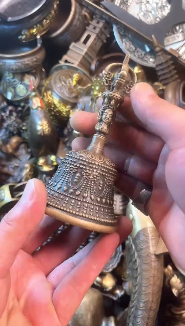 精美铜器点击下单