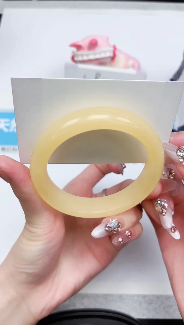 石英质玉手镯未镶嵌340-59.2