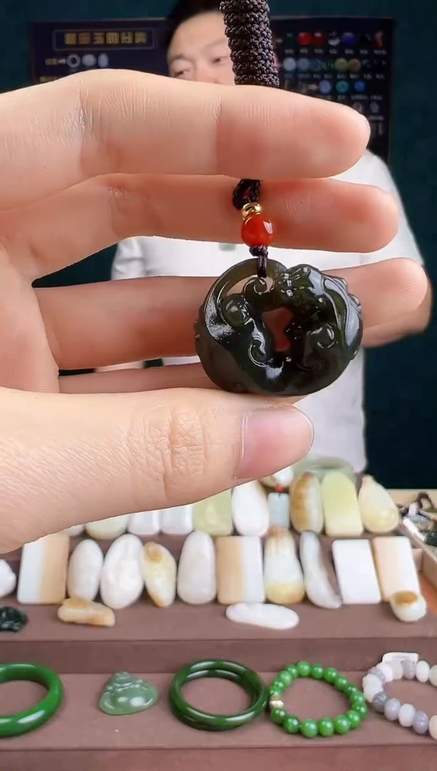 【闪购商品】和田玉颈饰未镶嵌ZZ 拍一发一 多样性发货