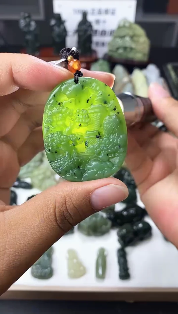 颈饰未镶嵌和田玉1