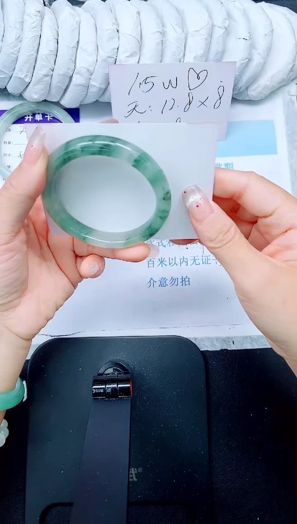石英质玉手镯未镶嵌210-54