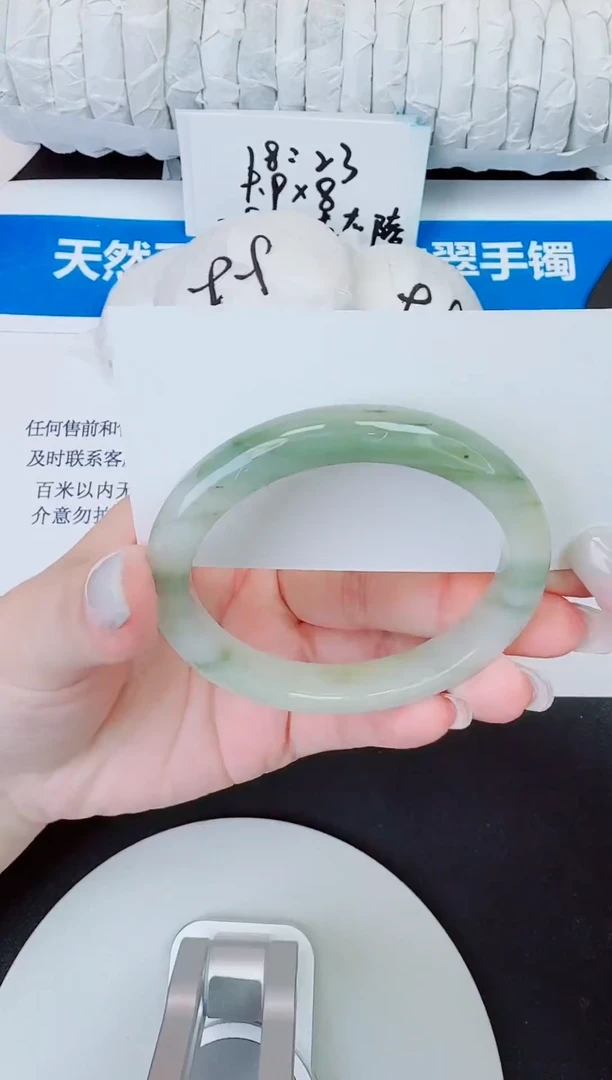 未镶嵌手镯石英质玉59/56.9