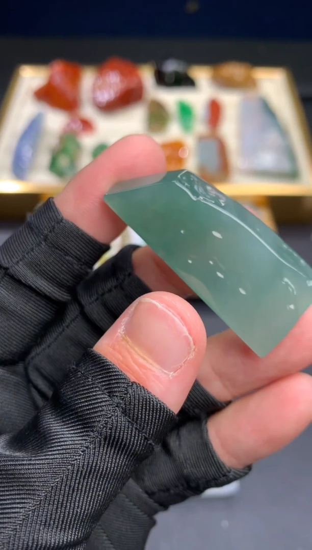 【闪购商品】定制翡翠未镶嵌         