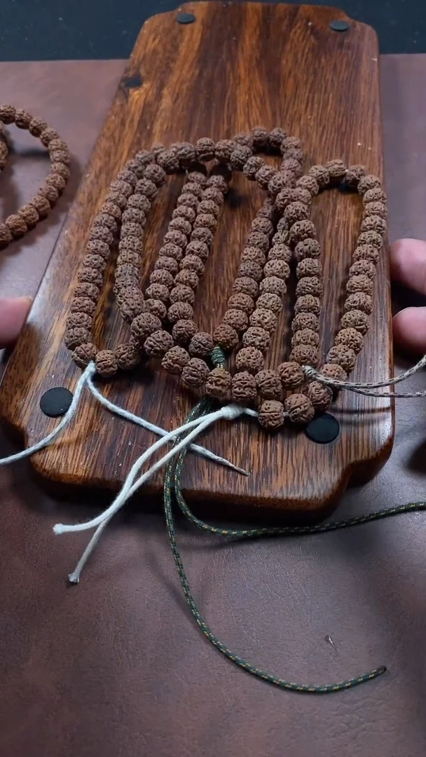 【闪购商品】金刚菩提手串9号细纹梅花9加