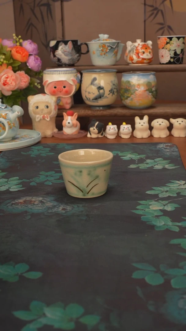 珂珂 描金小草猪口杯