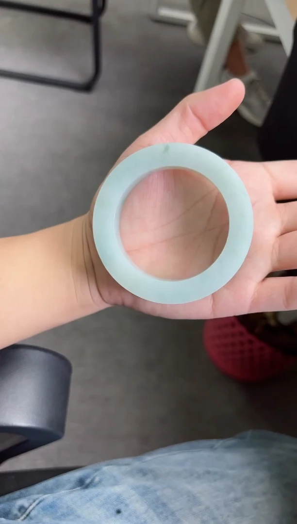 吊坠(不含链)未镶嵌翡翠白*手镯