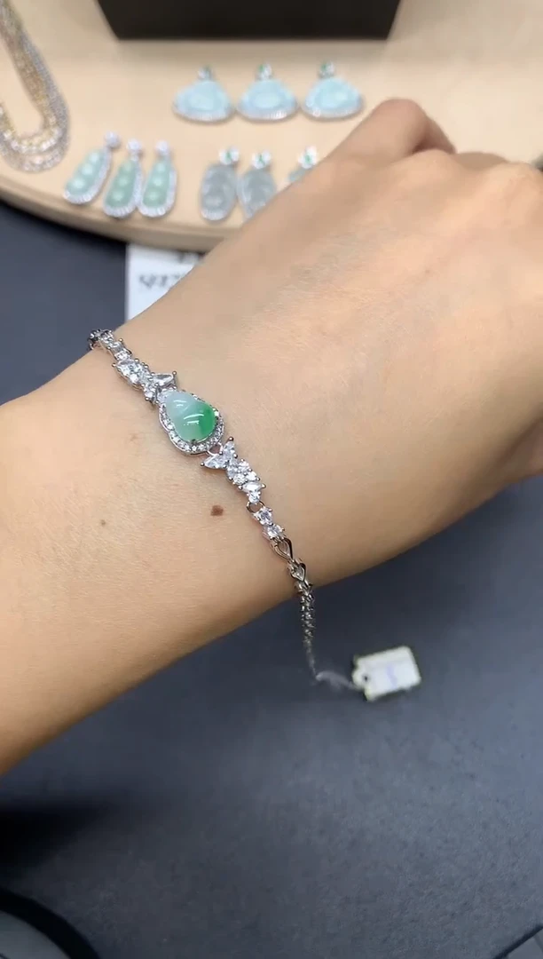 银S925镶嵌手链翡翠葫芦【无服务费】