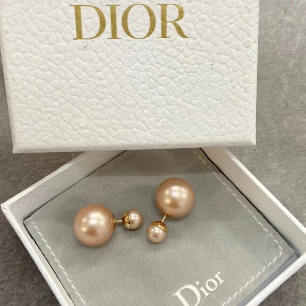 未使用 DIOR/迪奥 大小珍珠耳钉粉色/时尚百搭/首饰