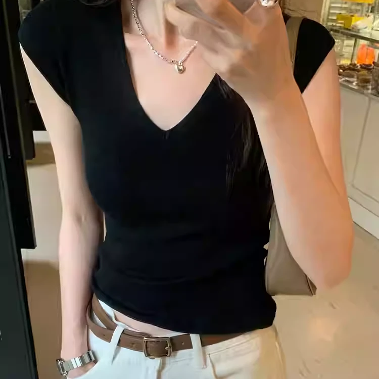 时尚性感V领打底衫针织无袖t恤女夏季冰丝设计感修身显瘦别致上衣
