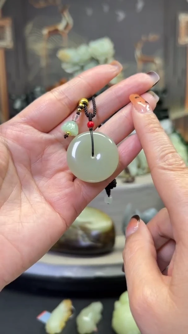 未镶嵌和田玉挂件挂件