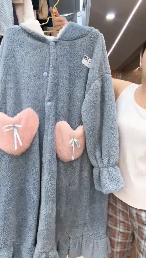 蓝色爱心睡袍（主播展示为主）