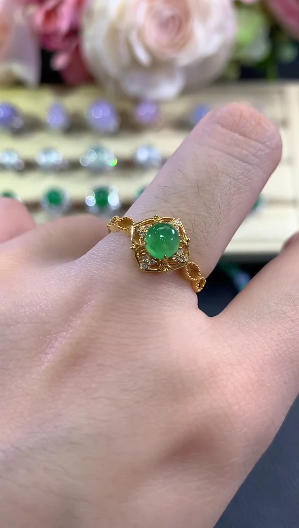 18K金镶嵌戒指翡翠b3