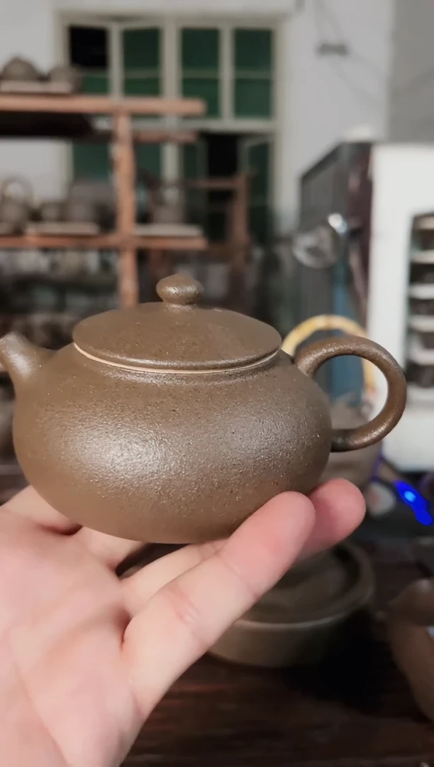 【闪购商品】冰碛岩陶制手工壶 180cc