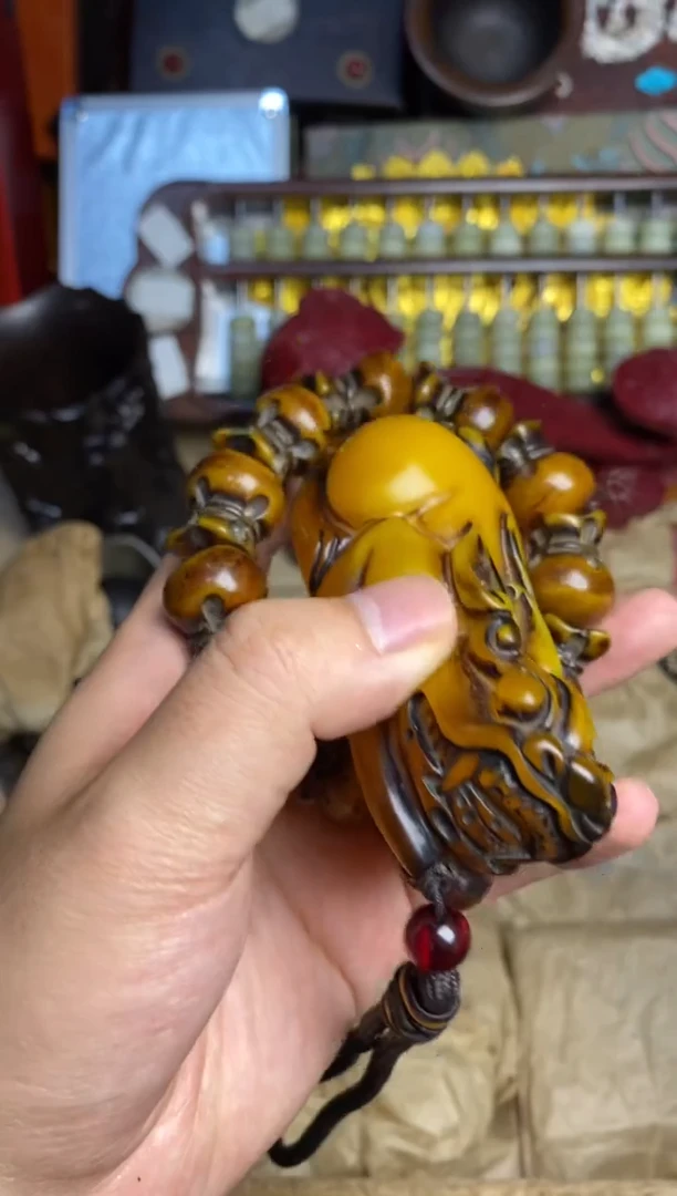 未镶嵌蜜蜡裸石主播推荐主播推荐