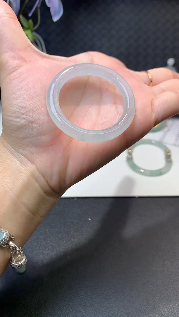 未镶嵌定制翡翠毛货36*6.6*6