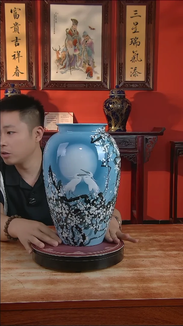 景德镇高端陶瓷摆件瓶1