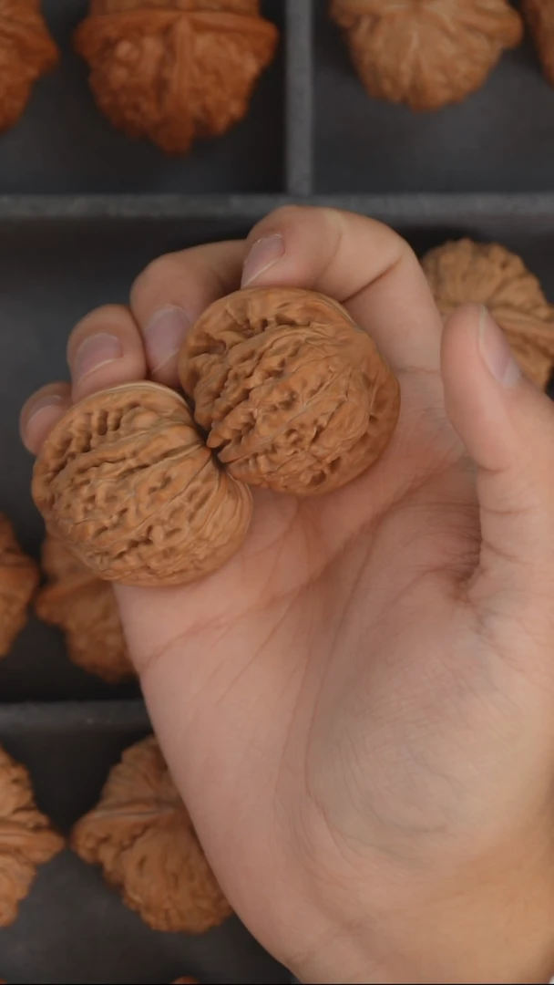 把件文玩核桃40左右定向汉高楼