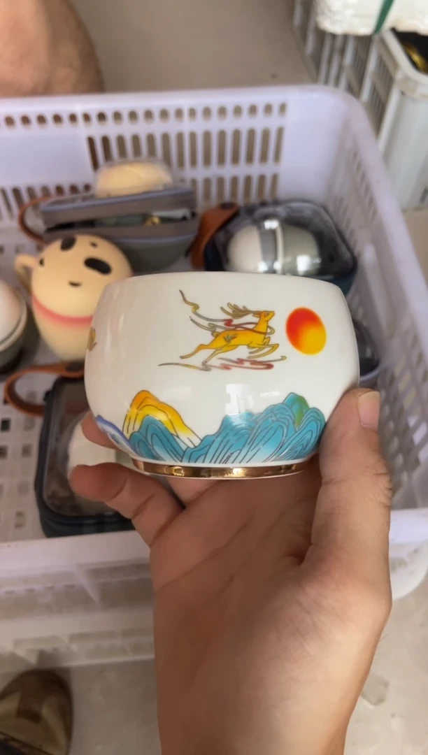 杯无运费险有瑕疵的摄影的产品有使用过的痕迹有点脏介意勿拍