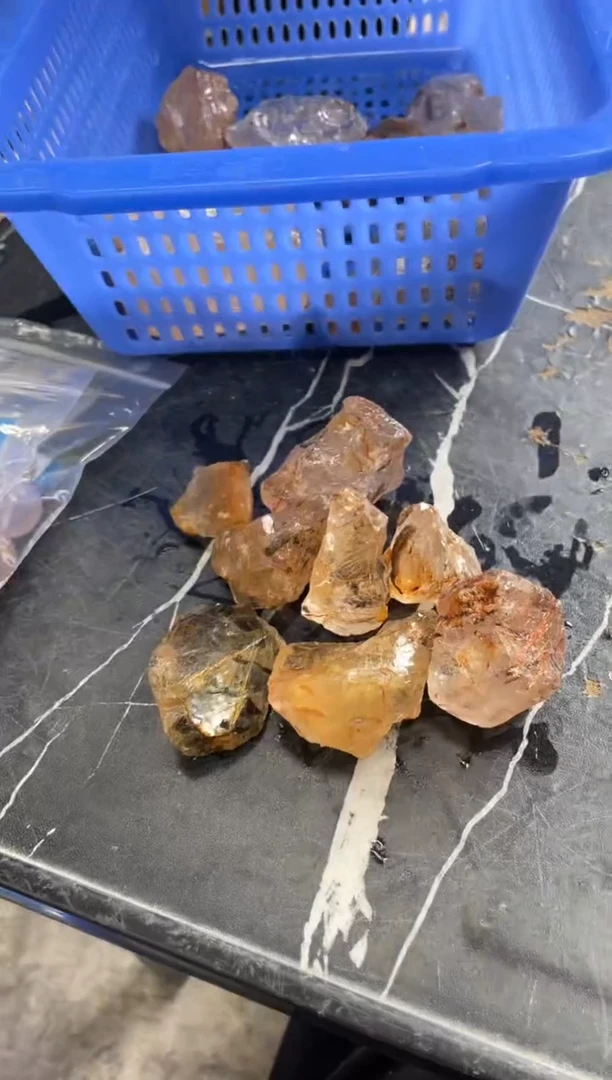 【闪购商品】水晶原石未镶嵌天然金发晶原石拍3单99发1