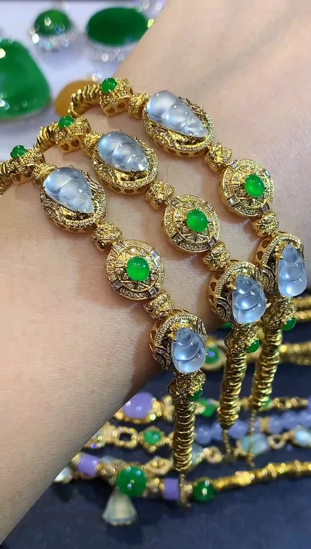 18K金镶嵌手链翡翠SY多样性发其一