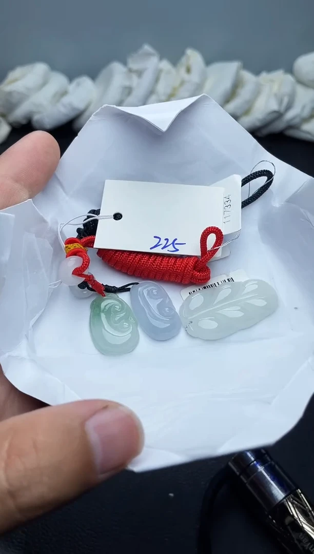未镶嵌手镯翡翠225