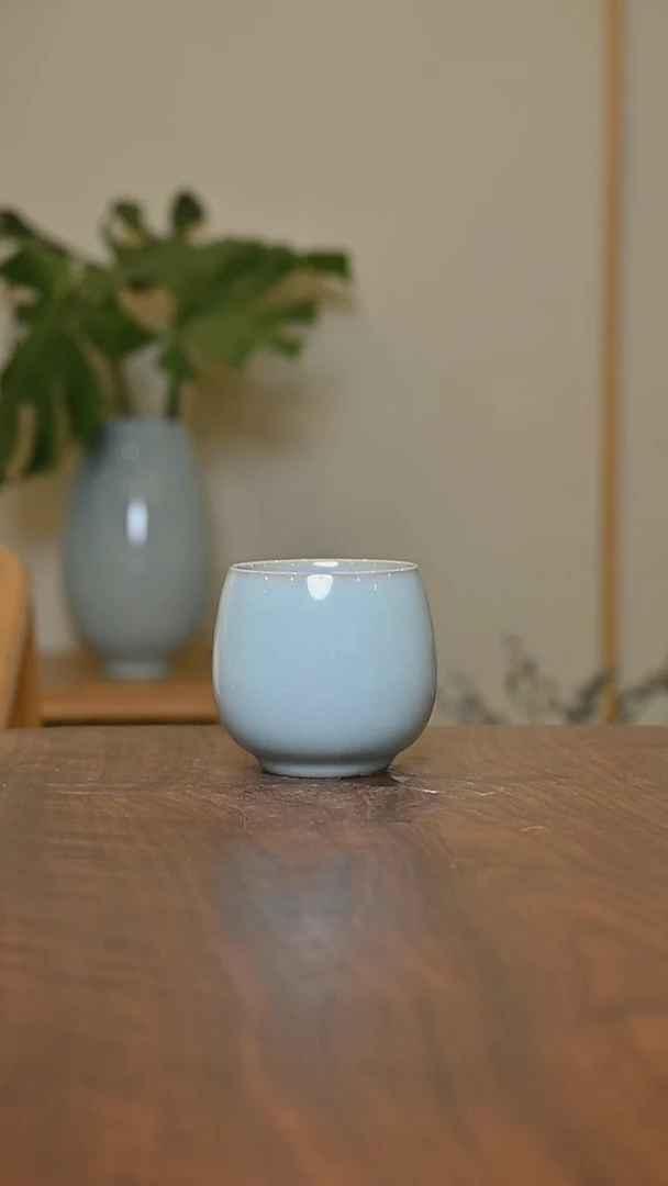 暖心杯 天青 微瑕 无款