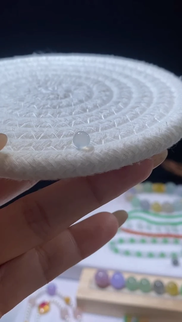 未镶嵌定制翡翠卡5.1珠珠 福利不退不换