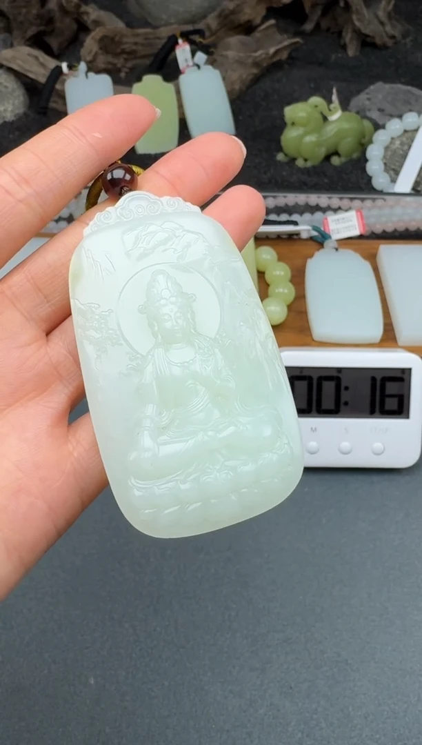 颈饰未镶嵌和田玉3