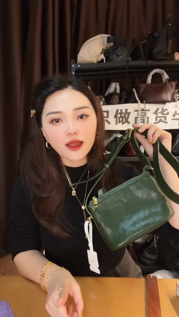 牛皮（革）高端订制时尚百搭女士手提斜跨包