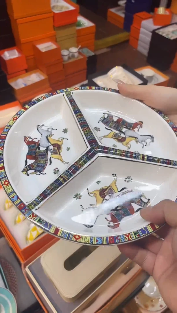 杯鸿辉家品牌瓷器，京东包邮！