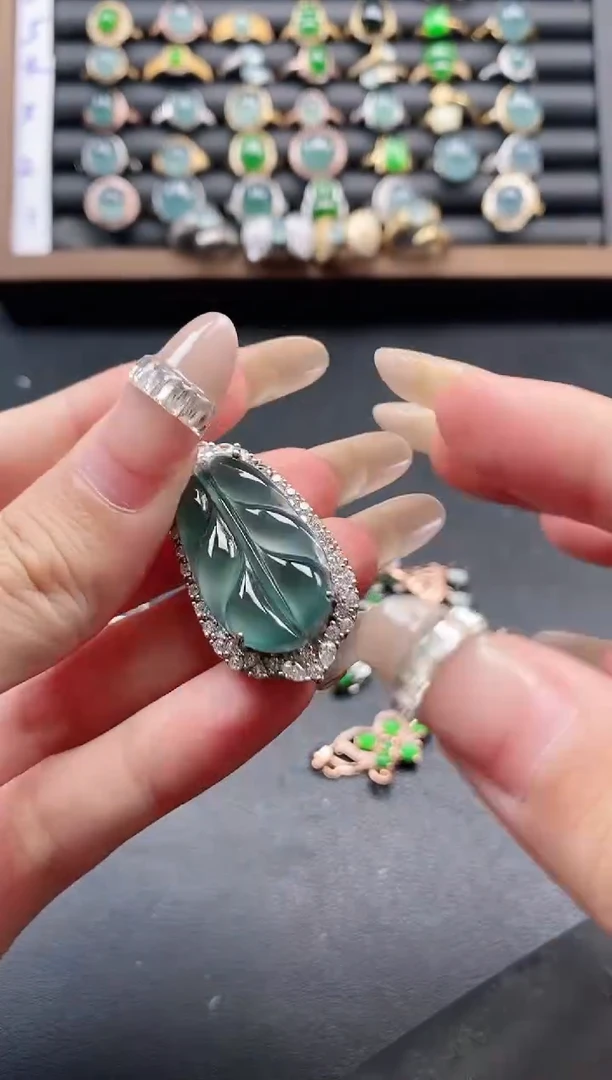 银S925镶嵌戒指翡翠51511