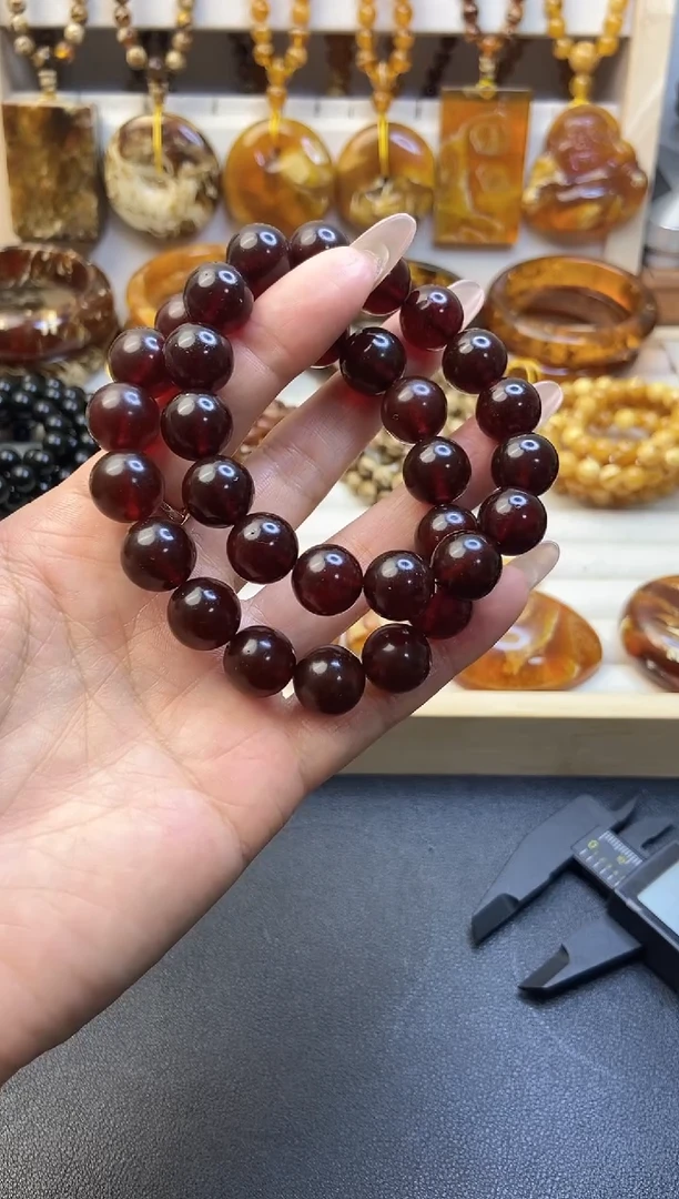 无非金属缅血卡12的单圈微瑕