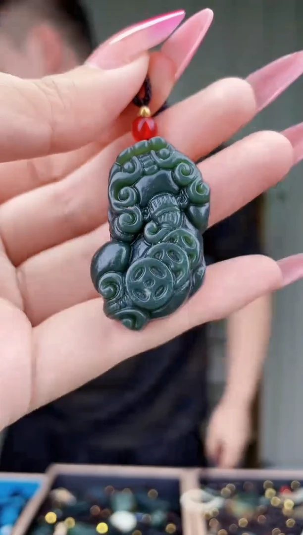 和田玉未镶嵌挂件拍一发一，多样性发货！