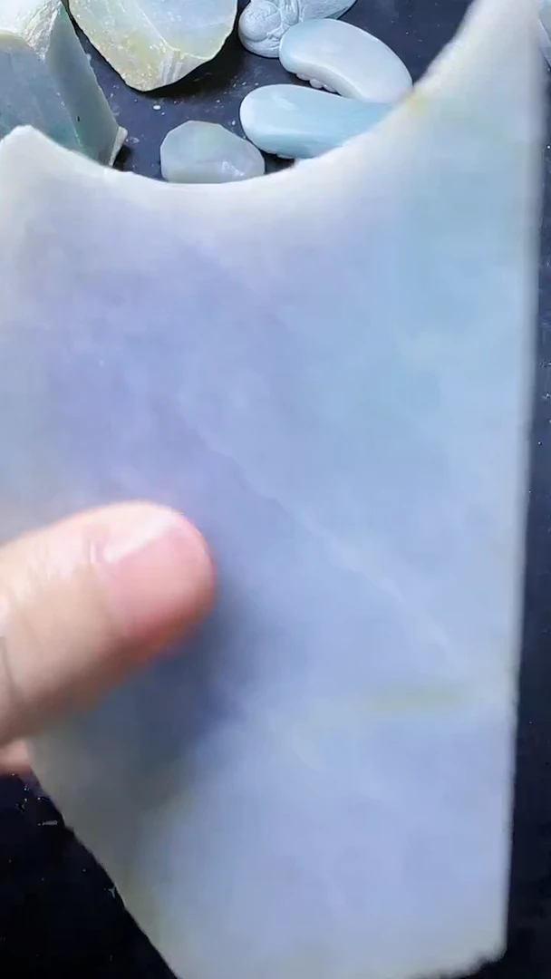 翡翠挂件未镶嵌笑**生093翡翠