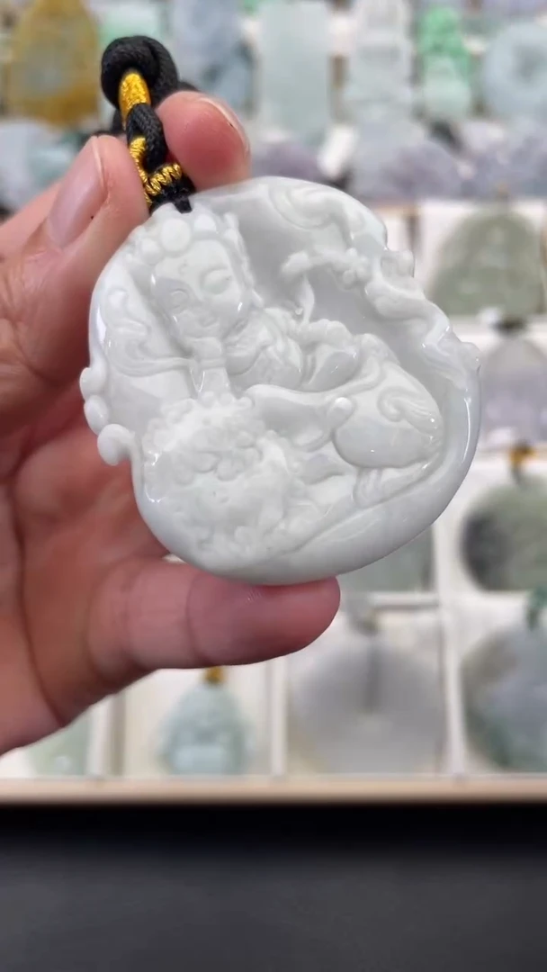 颈饰未镶嵌翡翠天然缅甸翡翠A货17