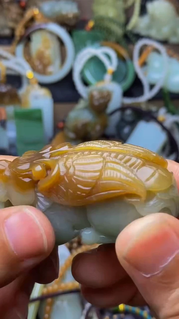 未镶嵌和田玉挂件1