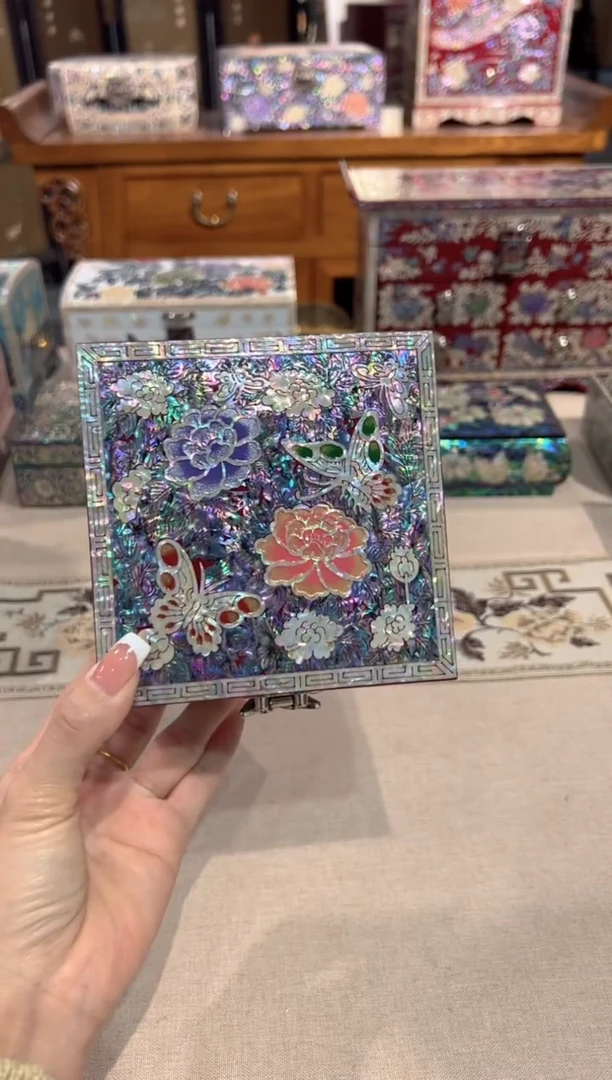 【闪购商品】红底白边·弘贝雅螺钿漆器文化馆