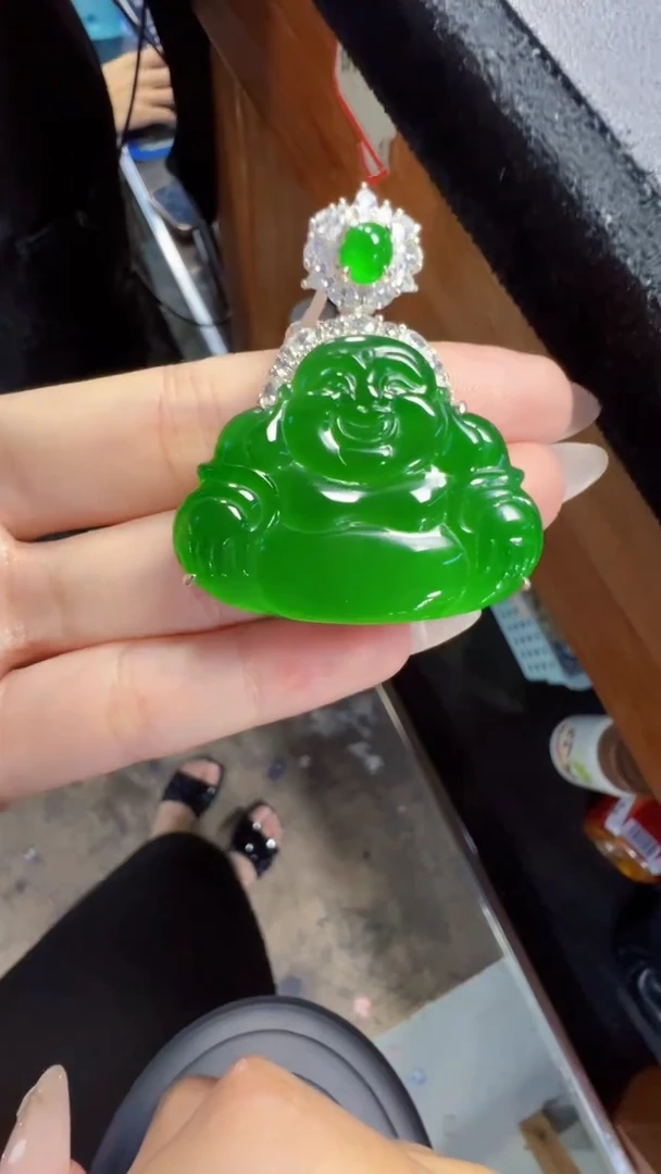 未镶嵌定制翡翠翡翠A货有轻微色差属于正常现象，佛公多样性发货1