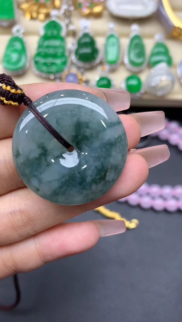 颈饰未镶嵌翡翠9中国好珍宝