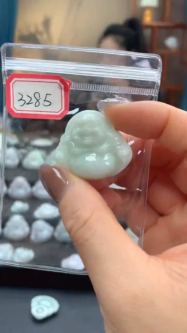 颈饰未镶嵌翡翠佛公3285