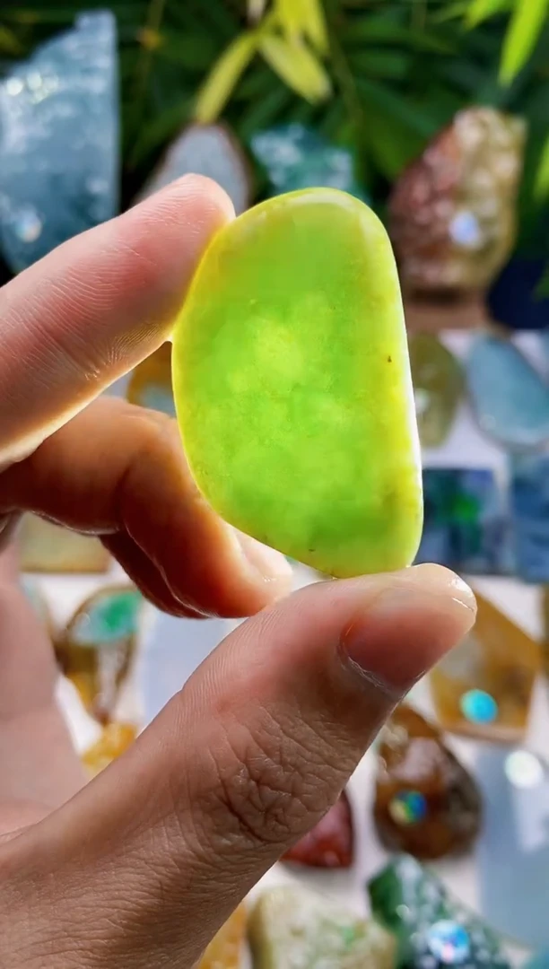 未镶嵌定制翡翠翡翠