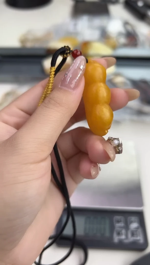 裸石琥珀未镶嵌天然琥珀蜜蜡吊坠
