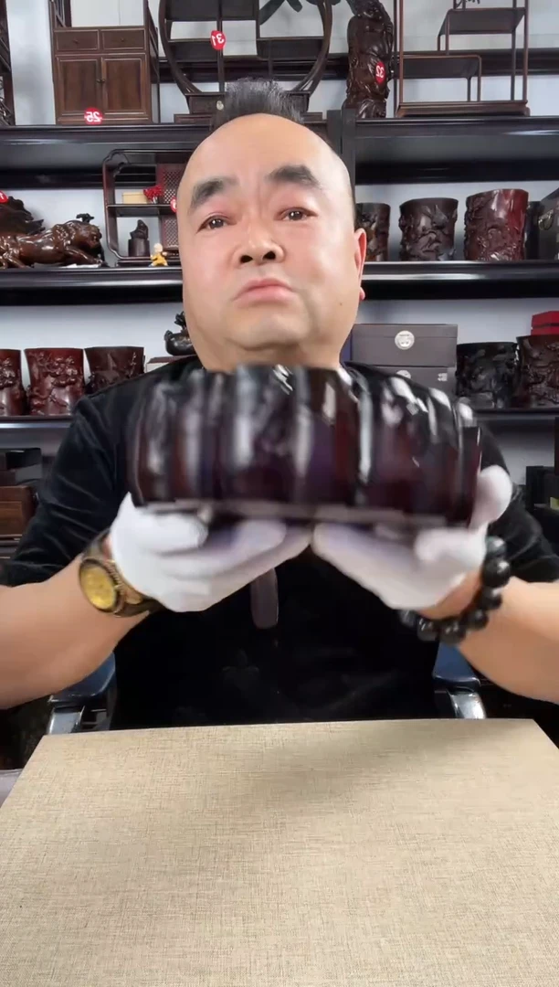 木老李红木工艺品394瑕疵